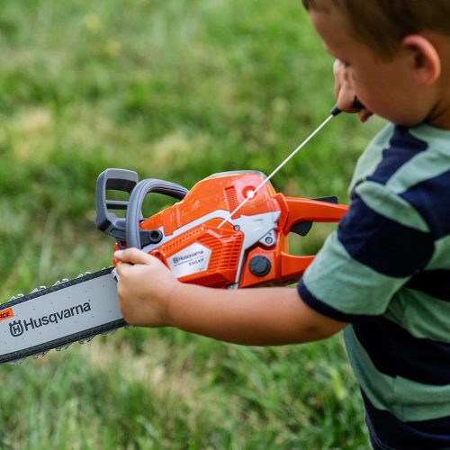 Husqvarna játék láncfűrész 550XP