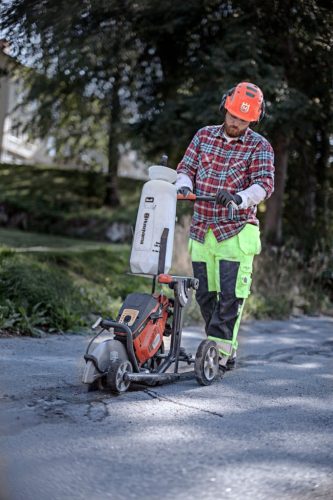 Husqvarna KV 970 / 1260 vágókocsi víztartállyal