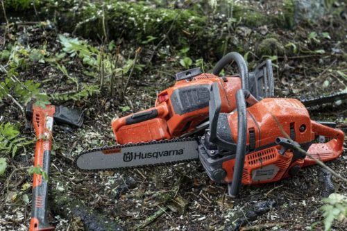 Husqvarna 550XP Mark II láncfűrész (MOST AJÁNDÉK LS+ 2T OLAJJAL)