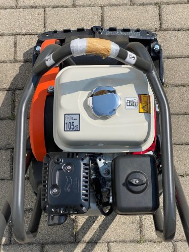 Husqvarna LFV 80 lapvibrátor (Honda)