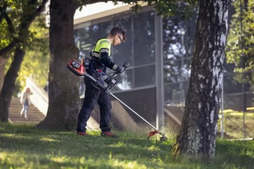 Husqvarna 525iRXT akkumulátoros fűkasza (csak gép)