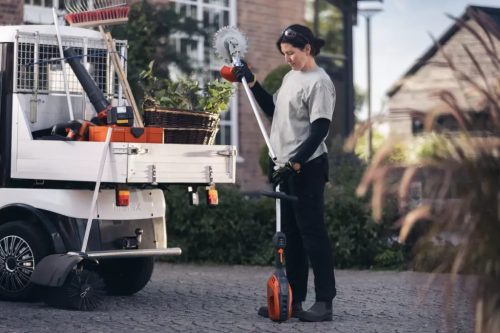 Husqvarna 525iLK akkumulátoros fűszegélynyíró (csak motor)