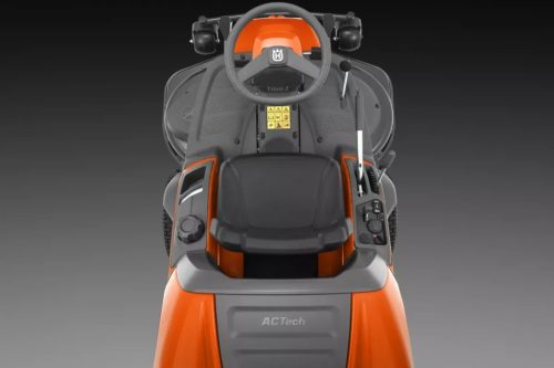 Husqvarna RC 320Ts AWD rider fűgyűjtővel (vágóasztal nélkül)