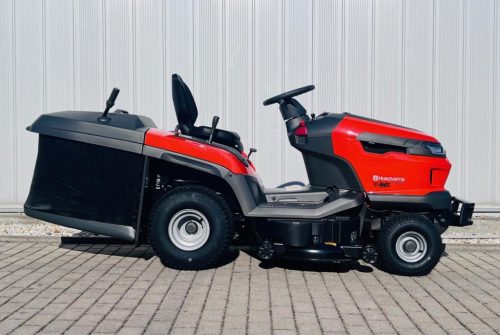 Husqvarna TC 220T fűnyíró traktor fűgyűjtővel