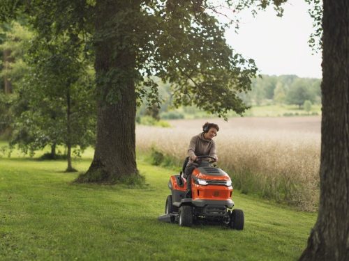 Husqvarna TS 215T oldalkidobós fűnyíró traktor